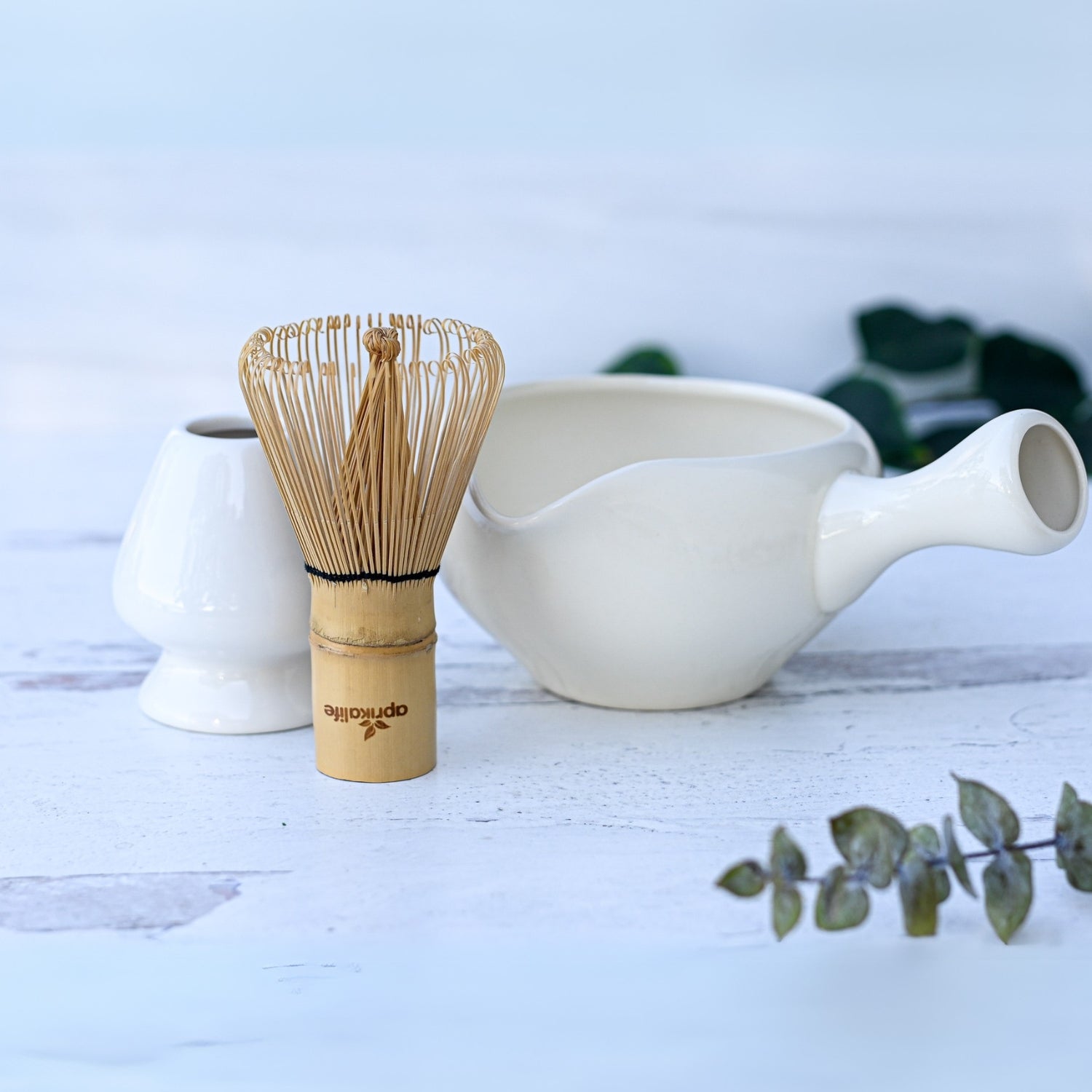 White Matcha Bowl with Spout by Aprika Life