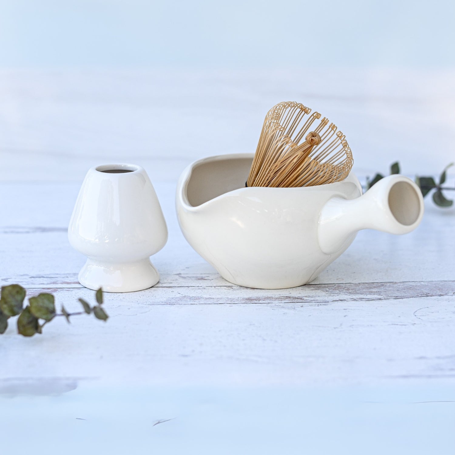 White Matcha Bowl with Spout by Aprika Life