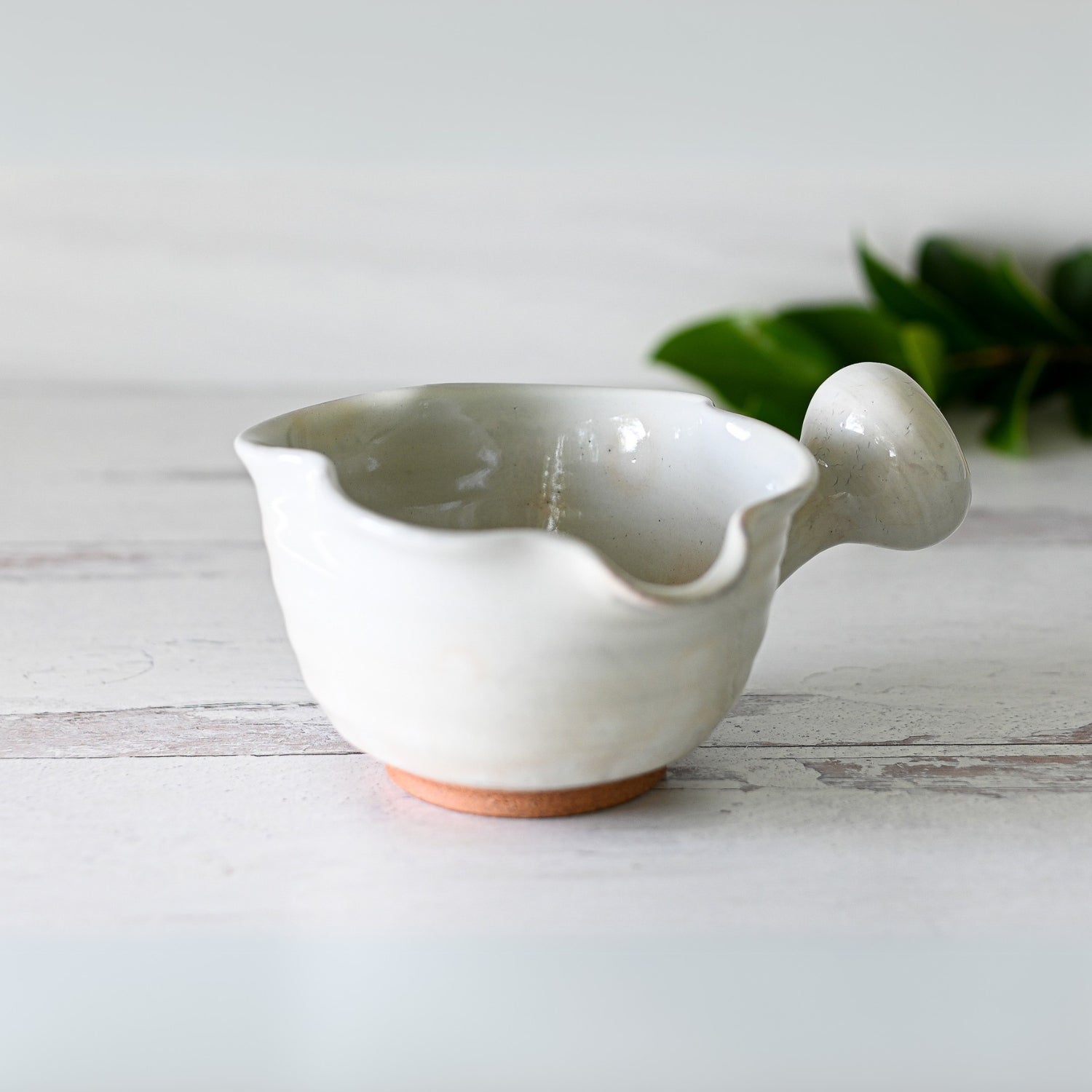 White Wavy Matcha Bowl with Spout Set by Aprika Life